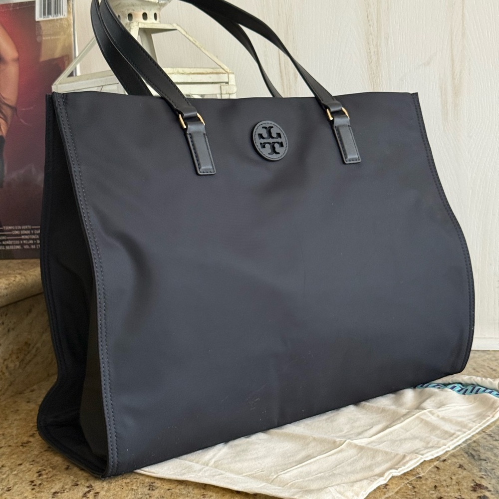 New tory burch Ella tote in black large nylon tote
